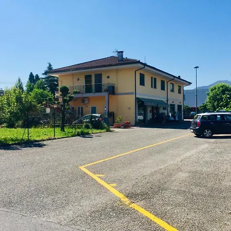 Casa Alba アパート *